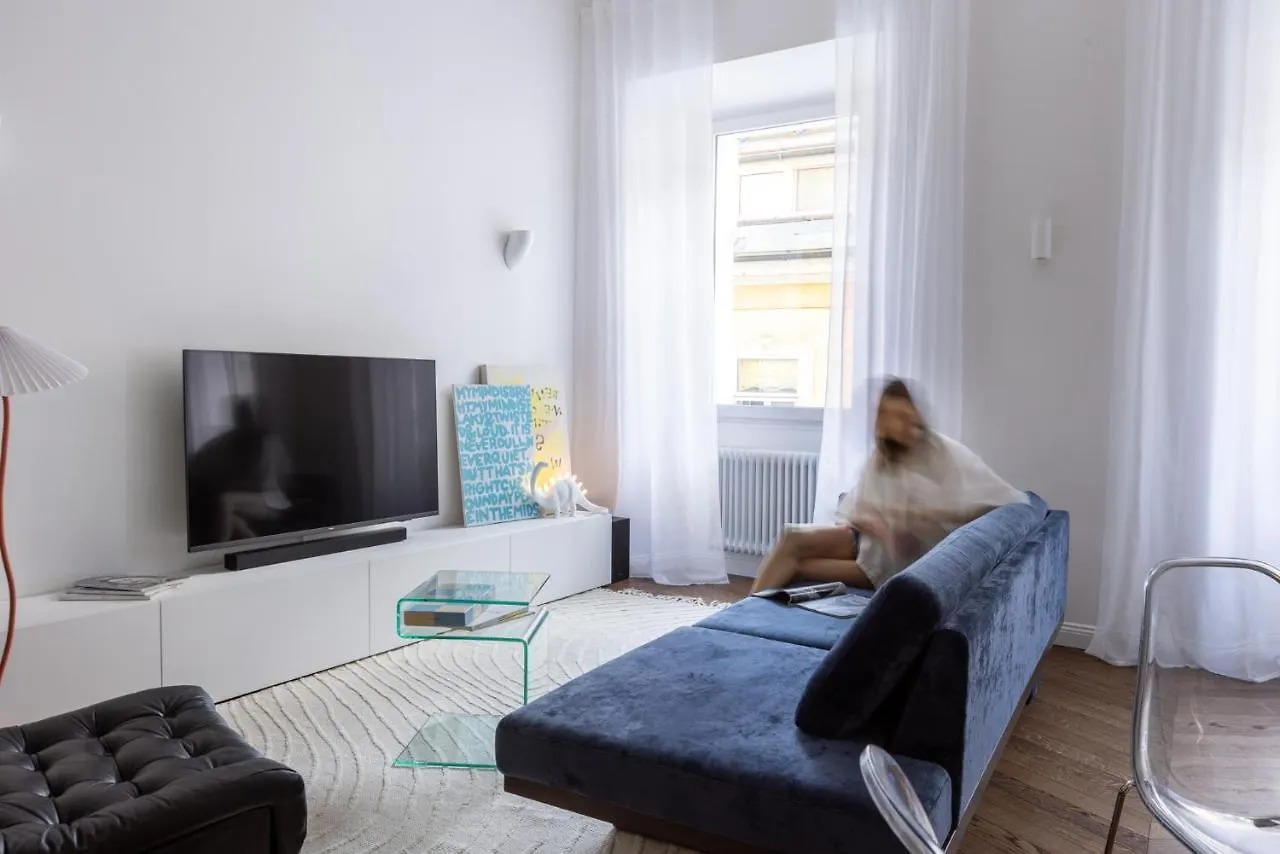 דירה לובליאנה Swanky Residence, 4 Stars, City Centre, Free Parking