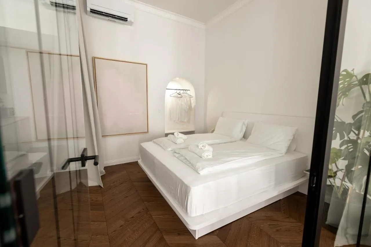 Swanky Residence, 4 Stars, City Centre, Free Parking Ljubljana
